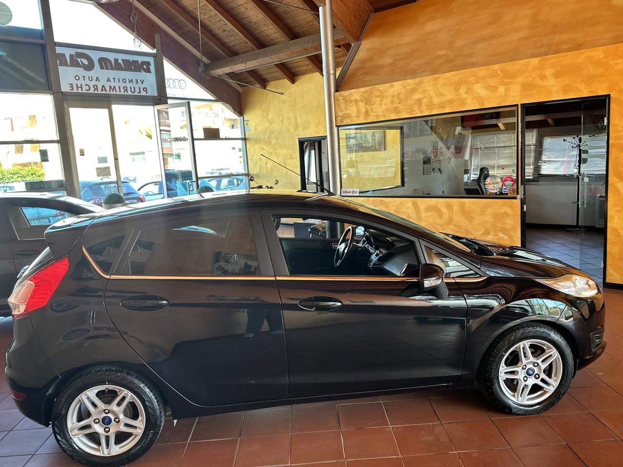 Ford Fiesta 1.5 TDCi 75CV 5 porte Titanium 76.000km