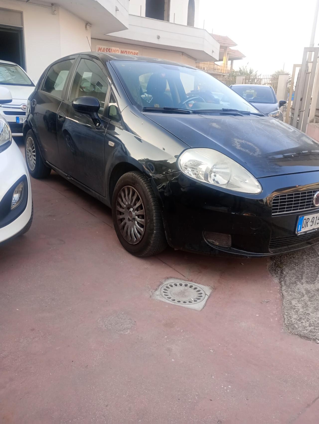 Fiat Grande Punto Grande Punto 1.3 MJT 75 CV 5 porte Dynamic