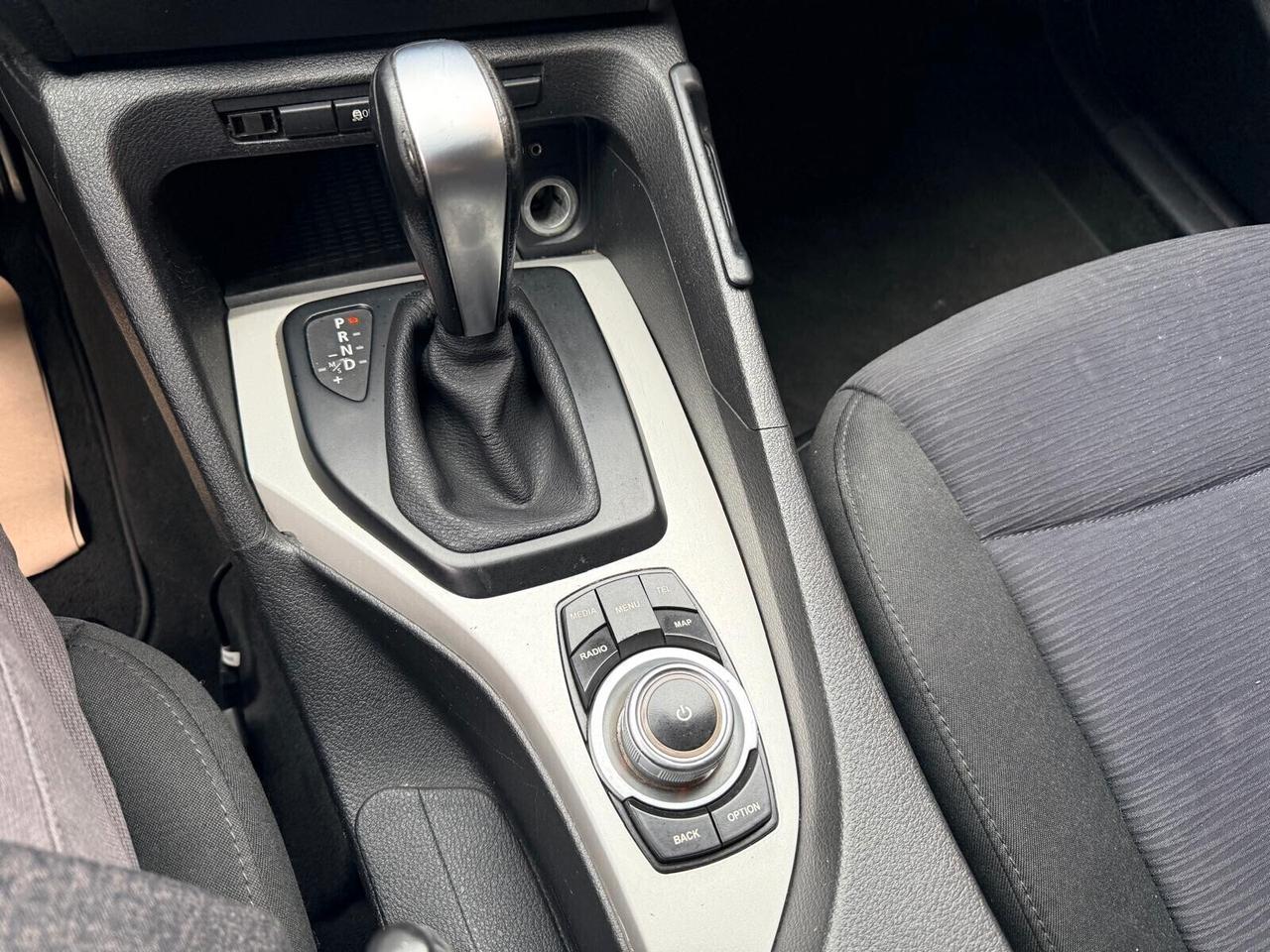 Bmw X1 sDrive18d Steptronic 07/2011