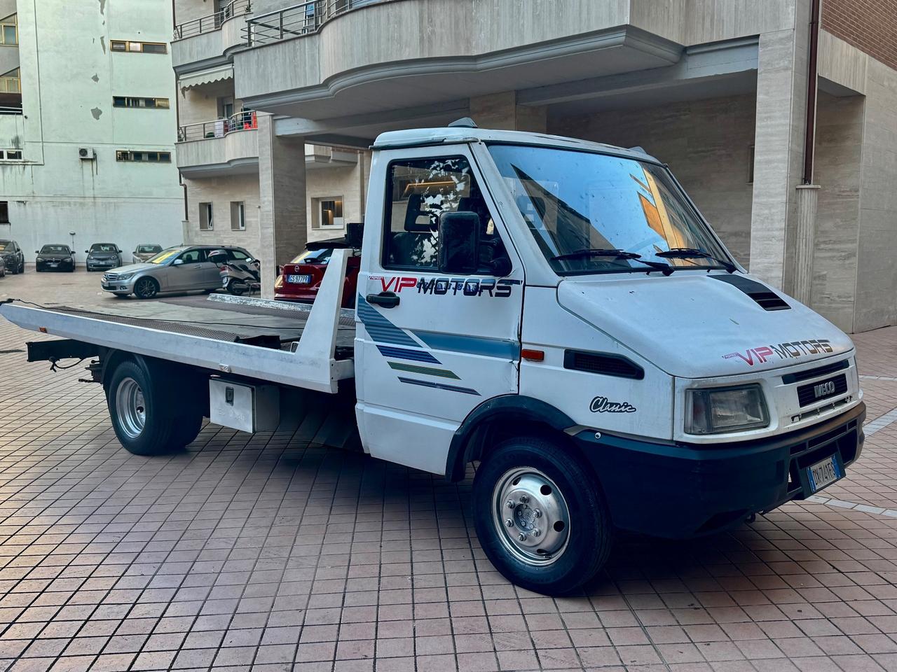 Iveco Daily 35.12 2.5 TDI CARROATREZZI SOCCORSO STRADALE SCARRABILE