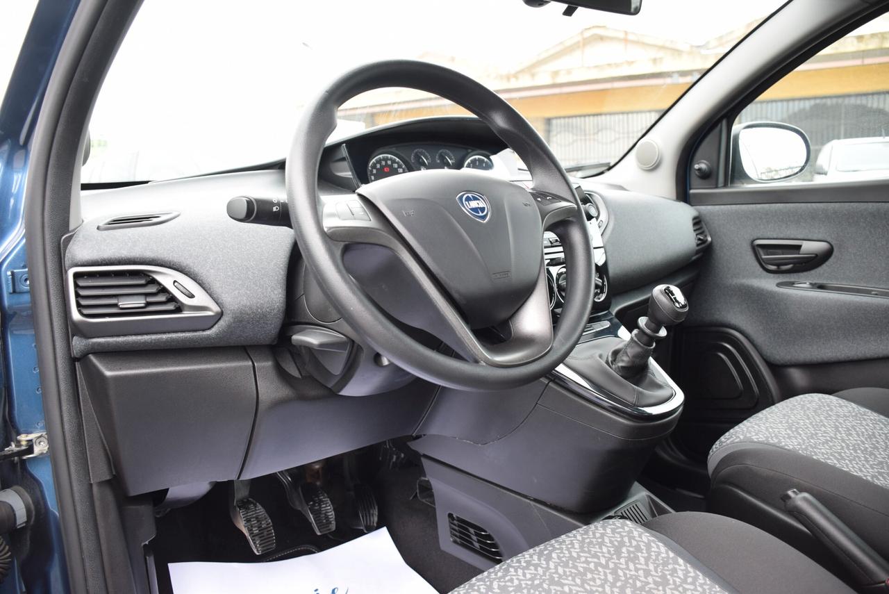 Lancia Ypsilon ALBERTA FERRETTI 1.0 HYBRID FireFly 5 posti CLIMA LED BT NEOPATENTATI