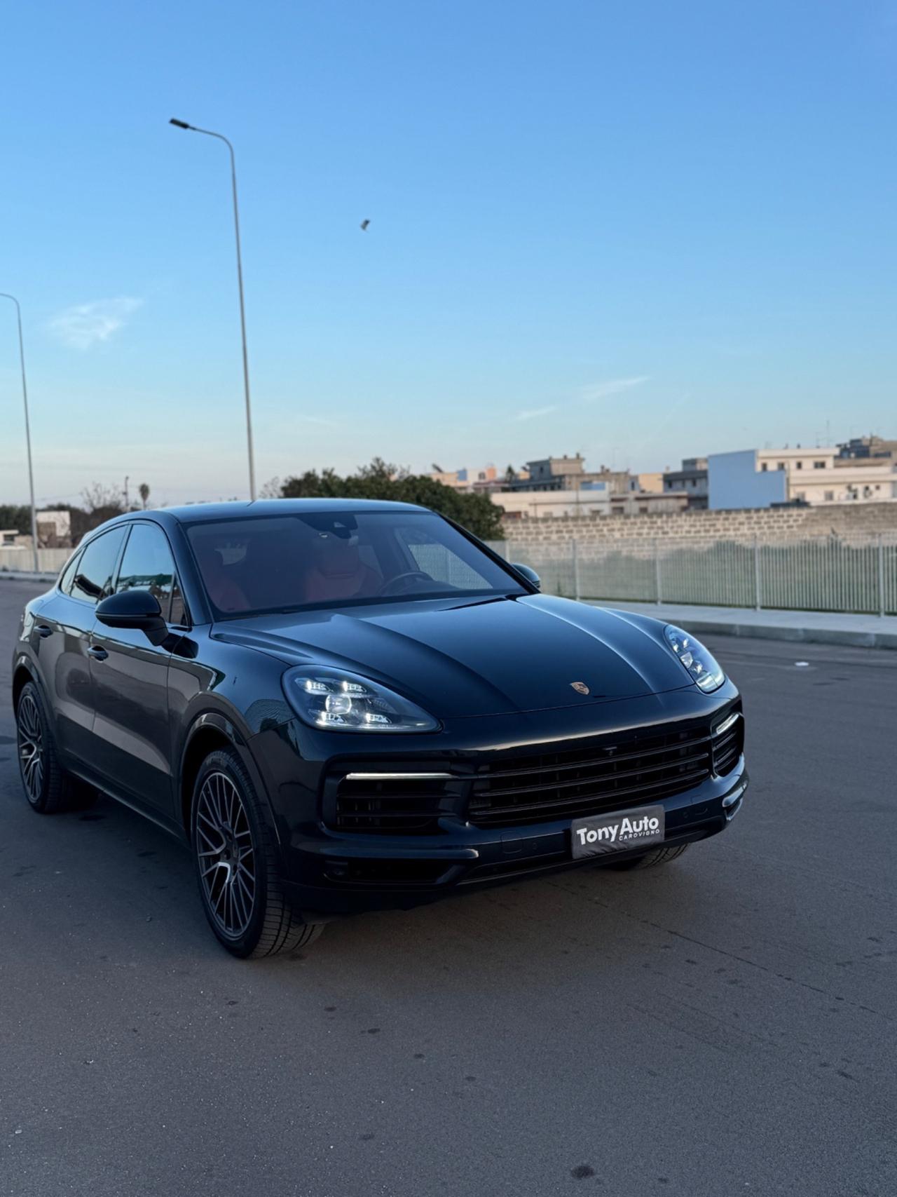 Porsche Cayenne Coupé 3.0 V6 E-Hybrid TETTO,INTERNI in PELLE CARTIER,TELECAMERA ,AAPLE CARPLAY,VIRTUAL COCKPIT