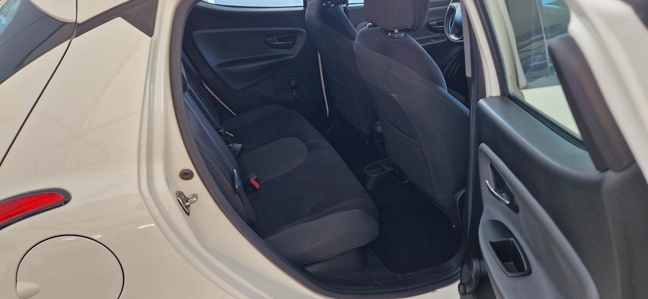 Lancia Ypsilon 1.3 Mjt 95cv 5 porte Platinum
