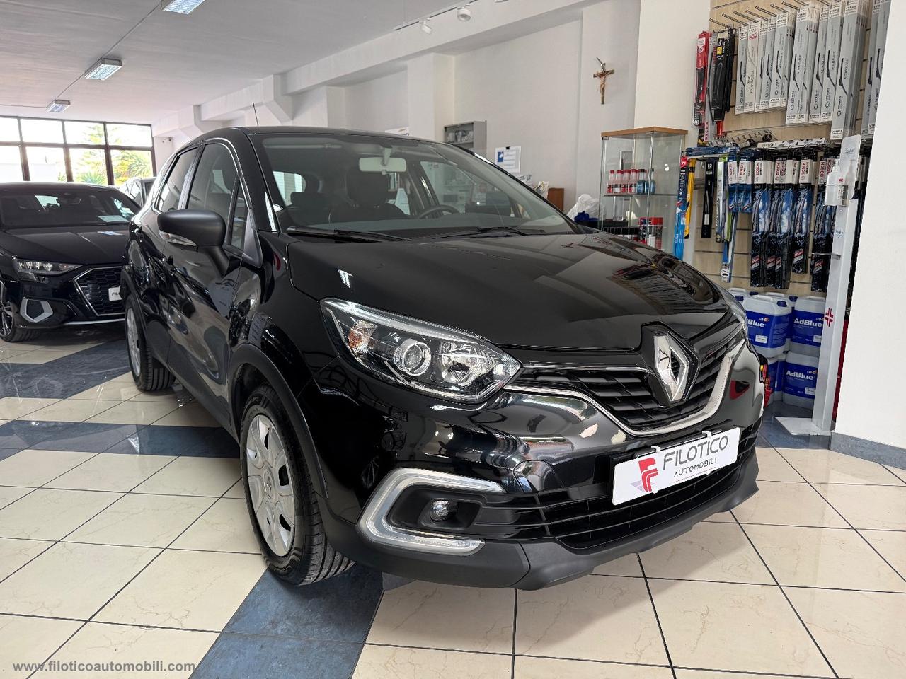 RENAULT Captur dCi 8V 90 CV Life BLUETOOTH - TAGLIANDATA