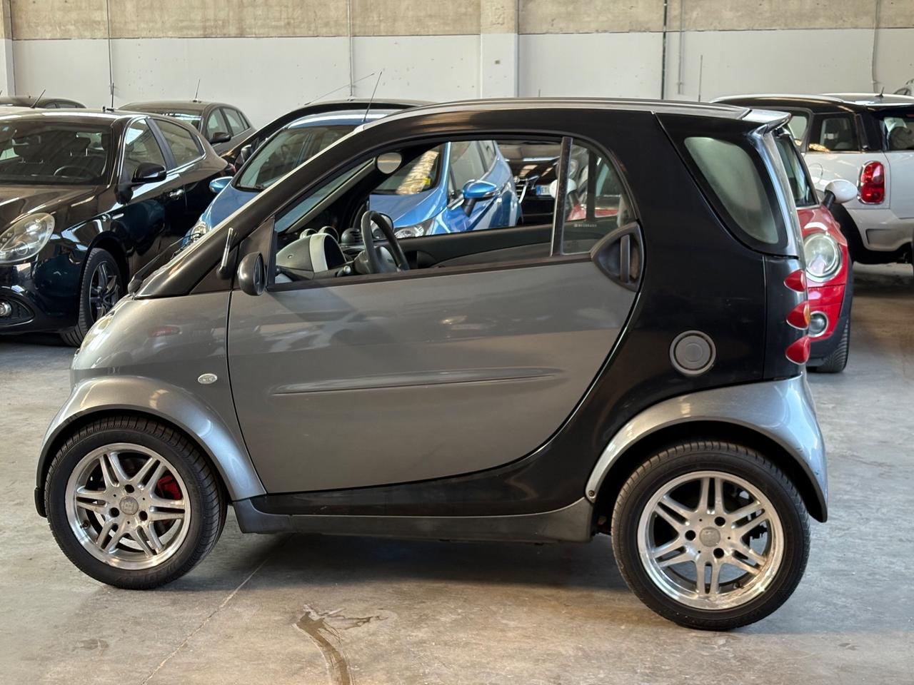 Smart ForTwo 700 coupé grandstyle (45 kW)
