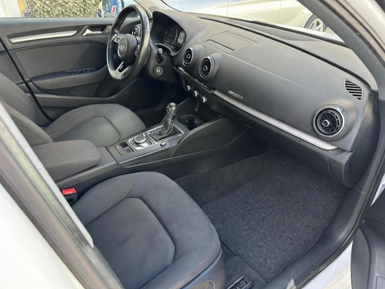 Audi A3 SPB 35 TDI S tronic S-Line