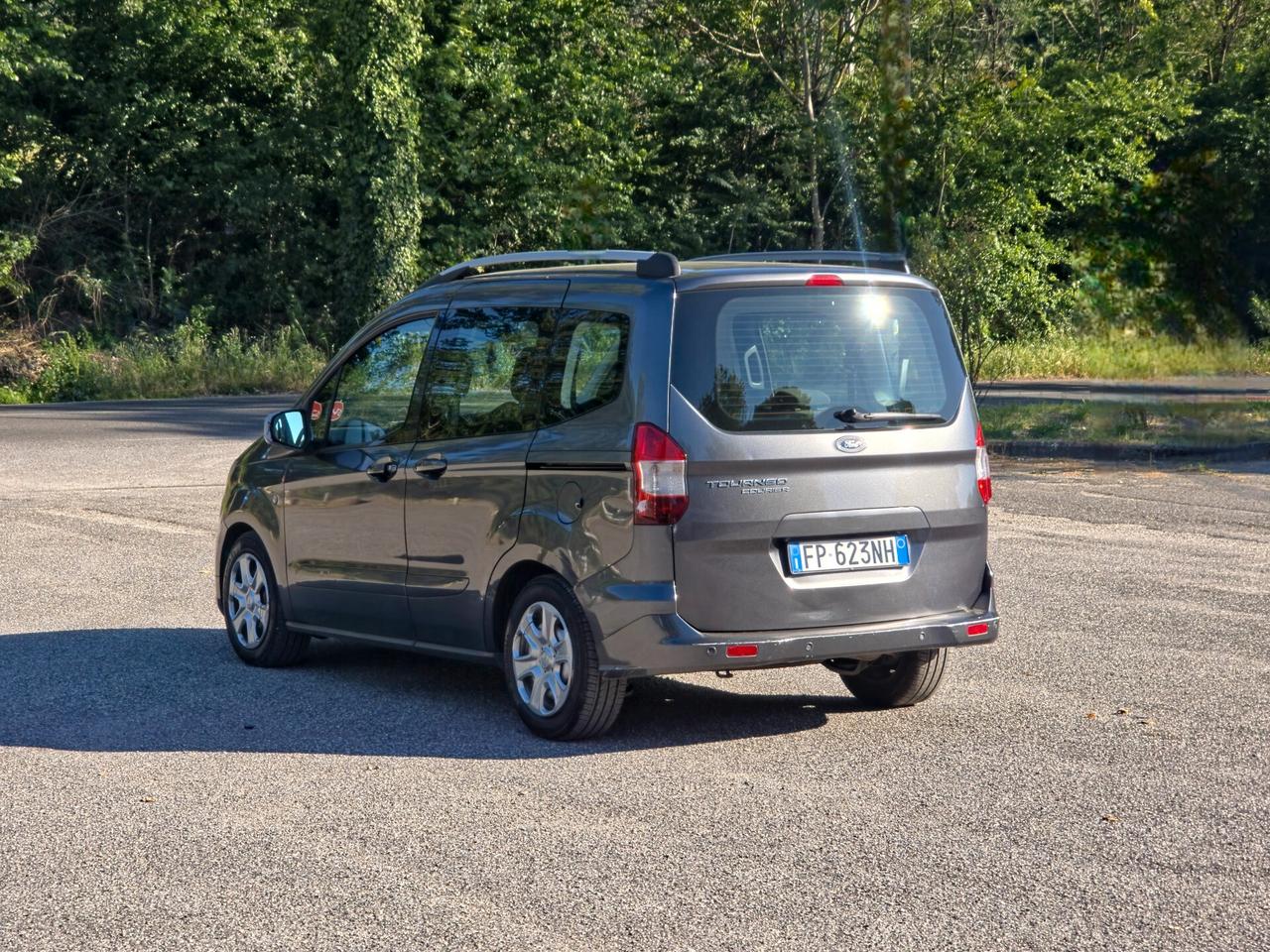 Ford Tourneo Courier 1.5 TDCI 75 CV Sport 2018-E6 Manuale NEO