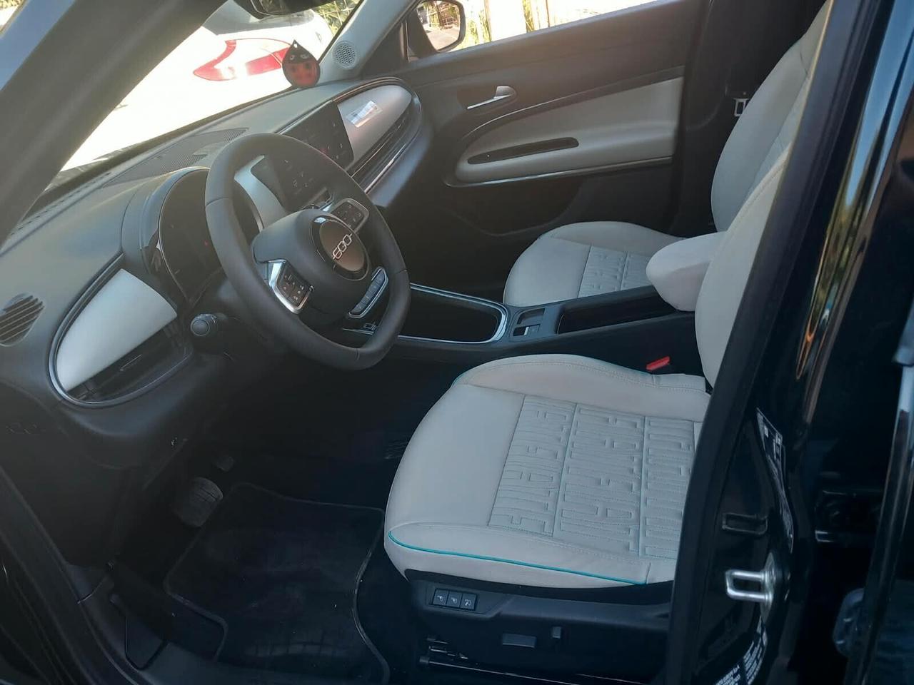 600 Hybrid 110 CV DCT MHEV La Prima II