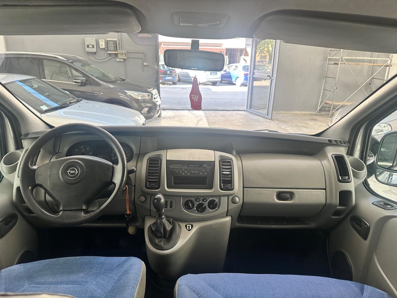 Opel Vivaro 27 1.9 CDTI/80CV PC-TN Combi