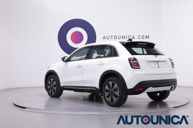 FIAT 600 HYBRID 100 CV DCT MHEV FARI LED