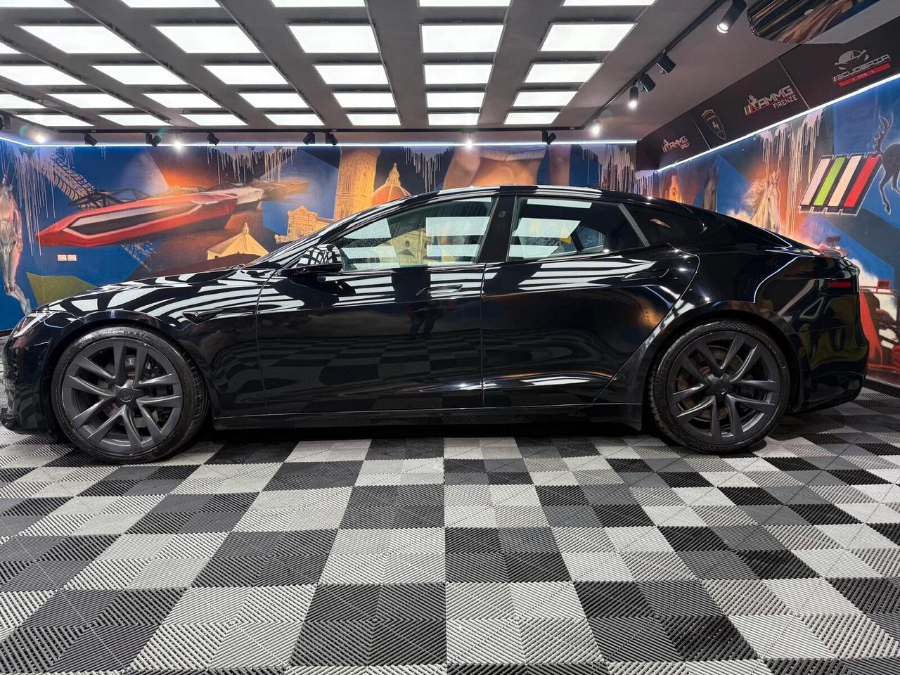 Tesla Model S 100kWh Plaid