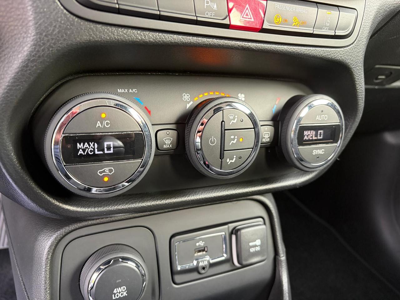 Jeep Renegade 2.0 Mjt 140CV 4WD Gancio Traino Limited