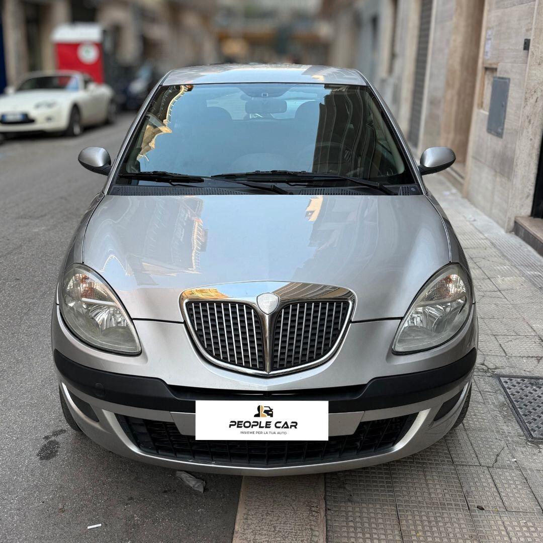 Lancia Ypsilon 1.3 Multijet 16V Platino