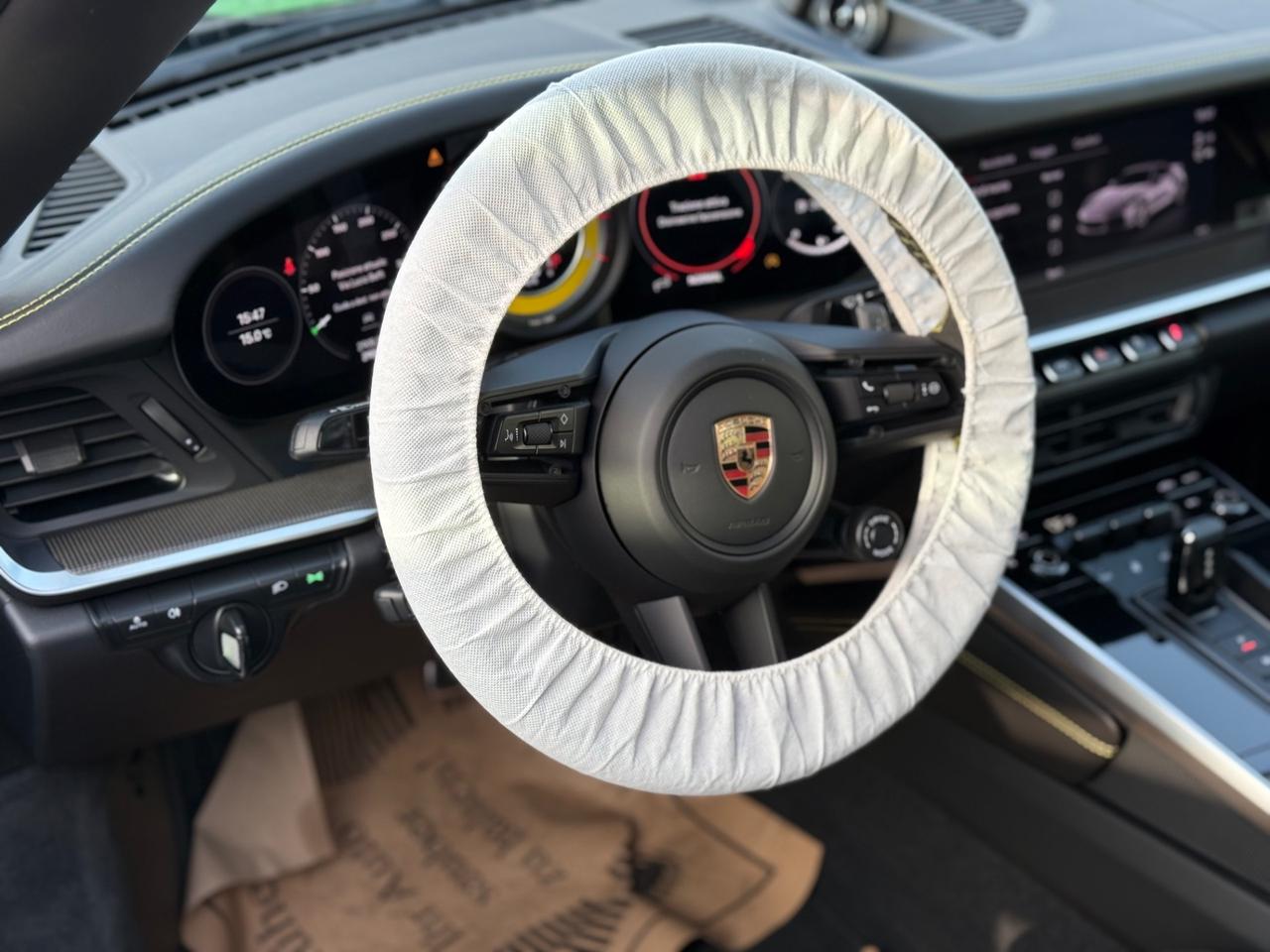 Porsche 911 Turbo Cabriolet 581cv - PACK LUX