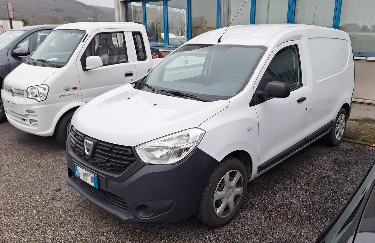 Dacia Dokker 1.6 VAN UNIPRO GANCIO TRAINO