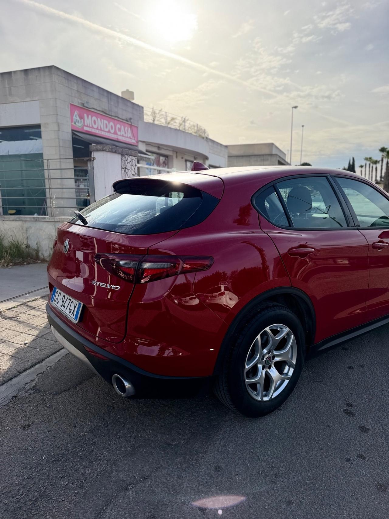 Alfa Romeo Stelvio 2.2 Turbodiesel 160 CV AT8 RWD Super