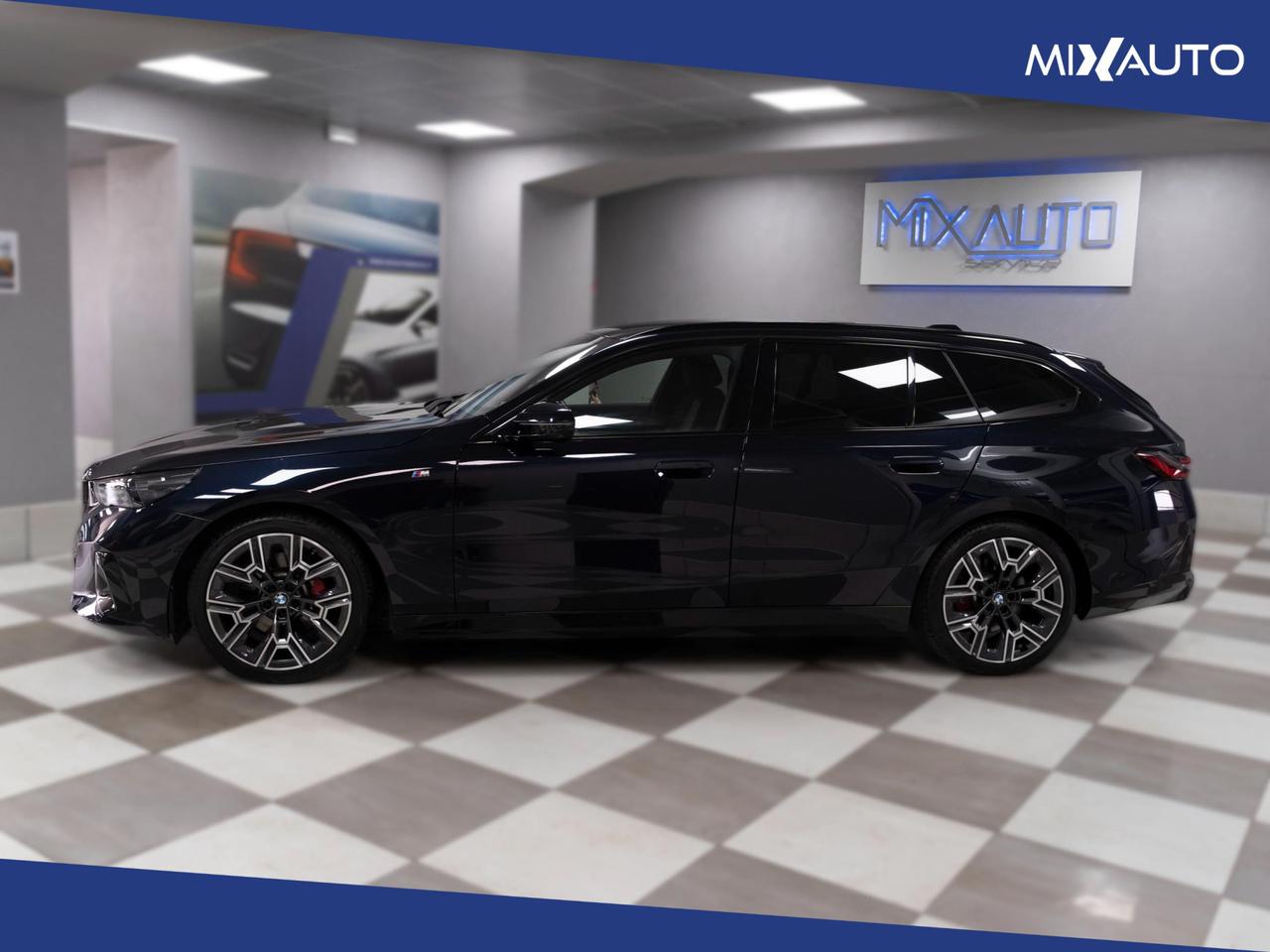 BMW 520 d Touring 48V xDrive Auto