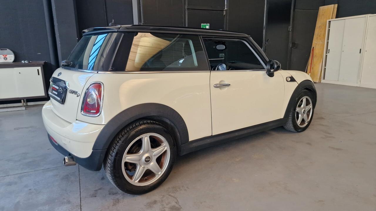 Mini 1.6 16V Cooper D