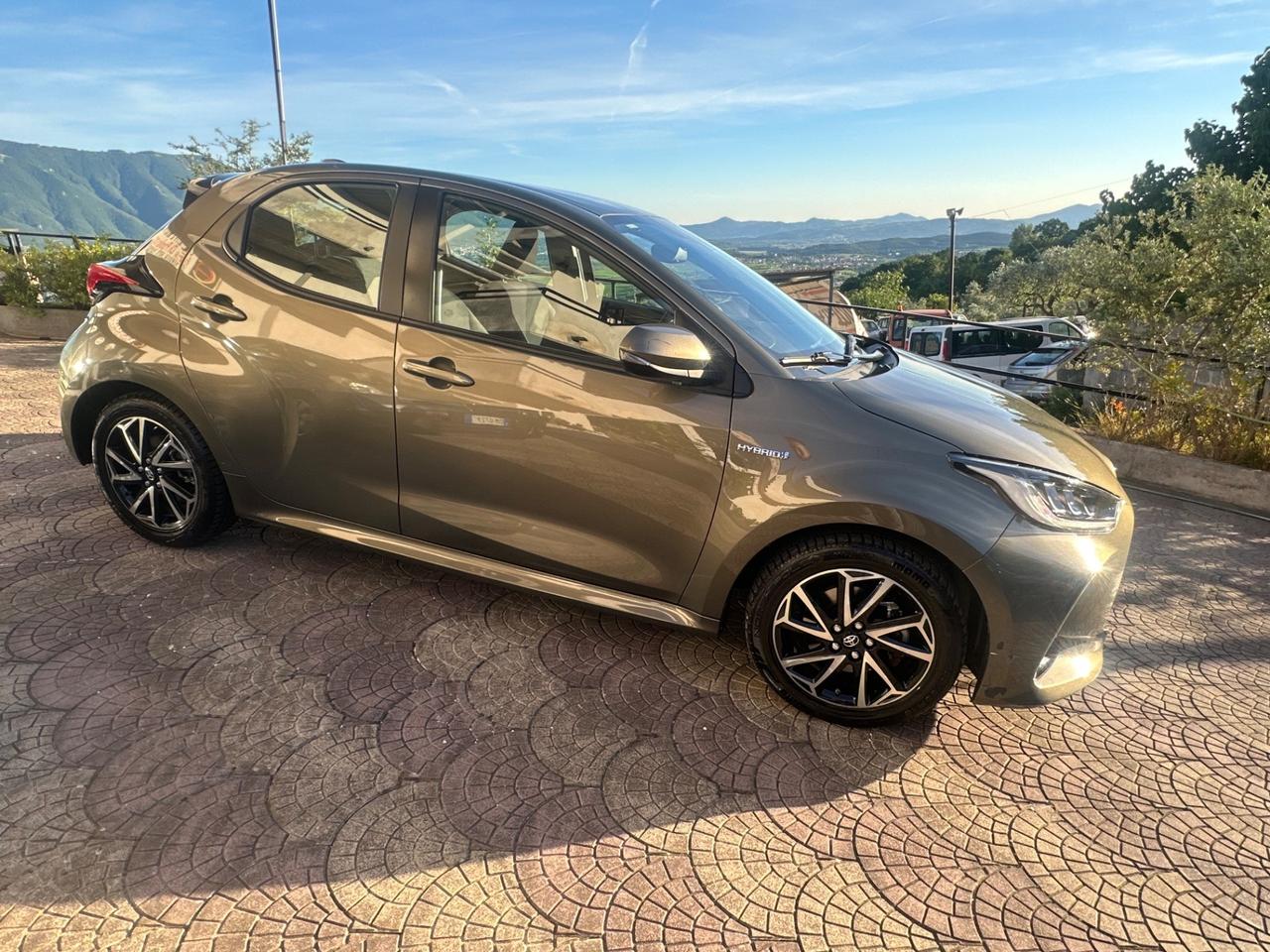 Toyota Yaris 1.5 Hybrid 5 porte Trend