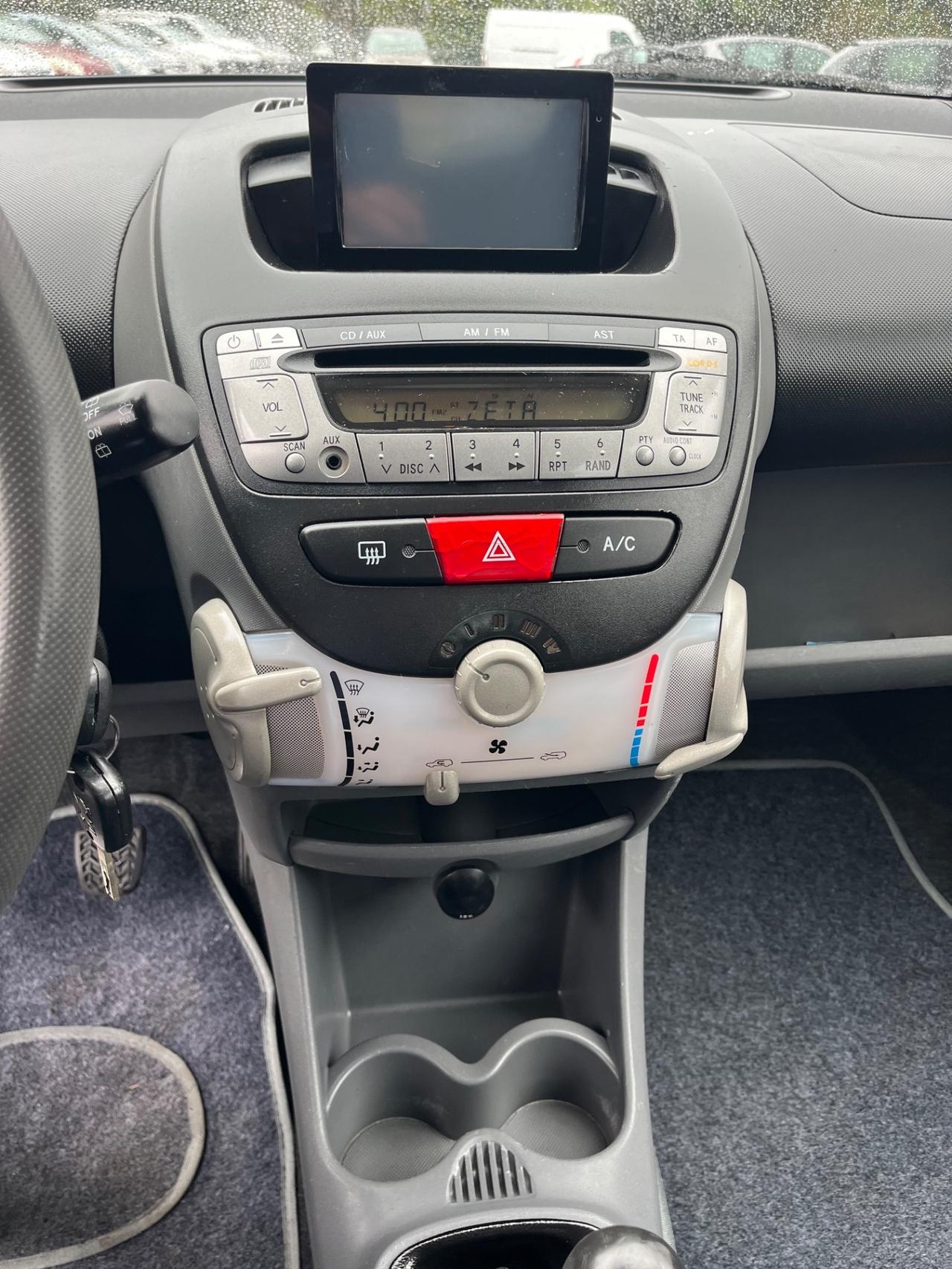Peugeot 107 1.0 68CV 5p. Urban Move