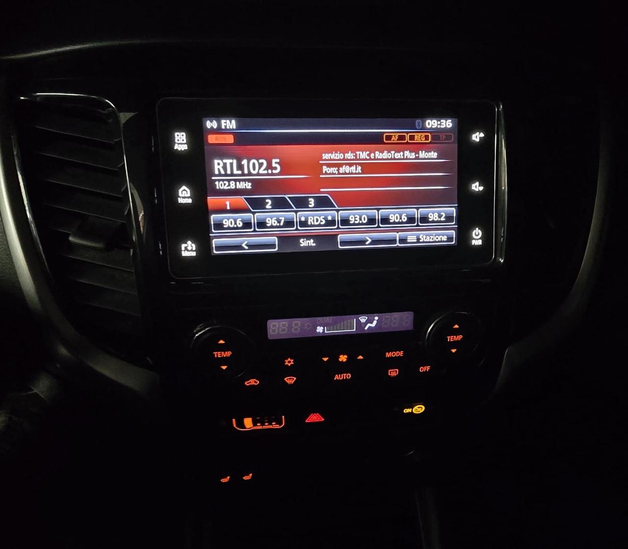 Mitsubishi L200 2.4 DI-D/181CV Double Cab Intense Hp Mivec SDA