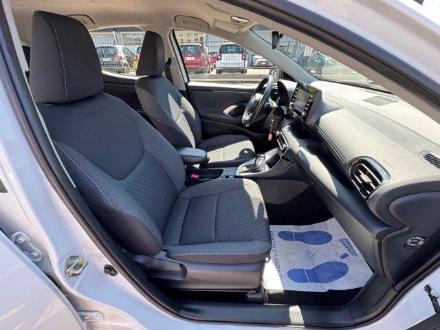 TOYOTA Yaris 1.5 Hybrid 5 PORTE BUSINESS AZIENDALE