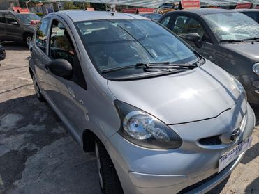 Toyota AYGO 1.0 Benzina - neopatentati km78000 5p 1.0 Now