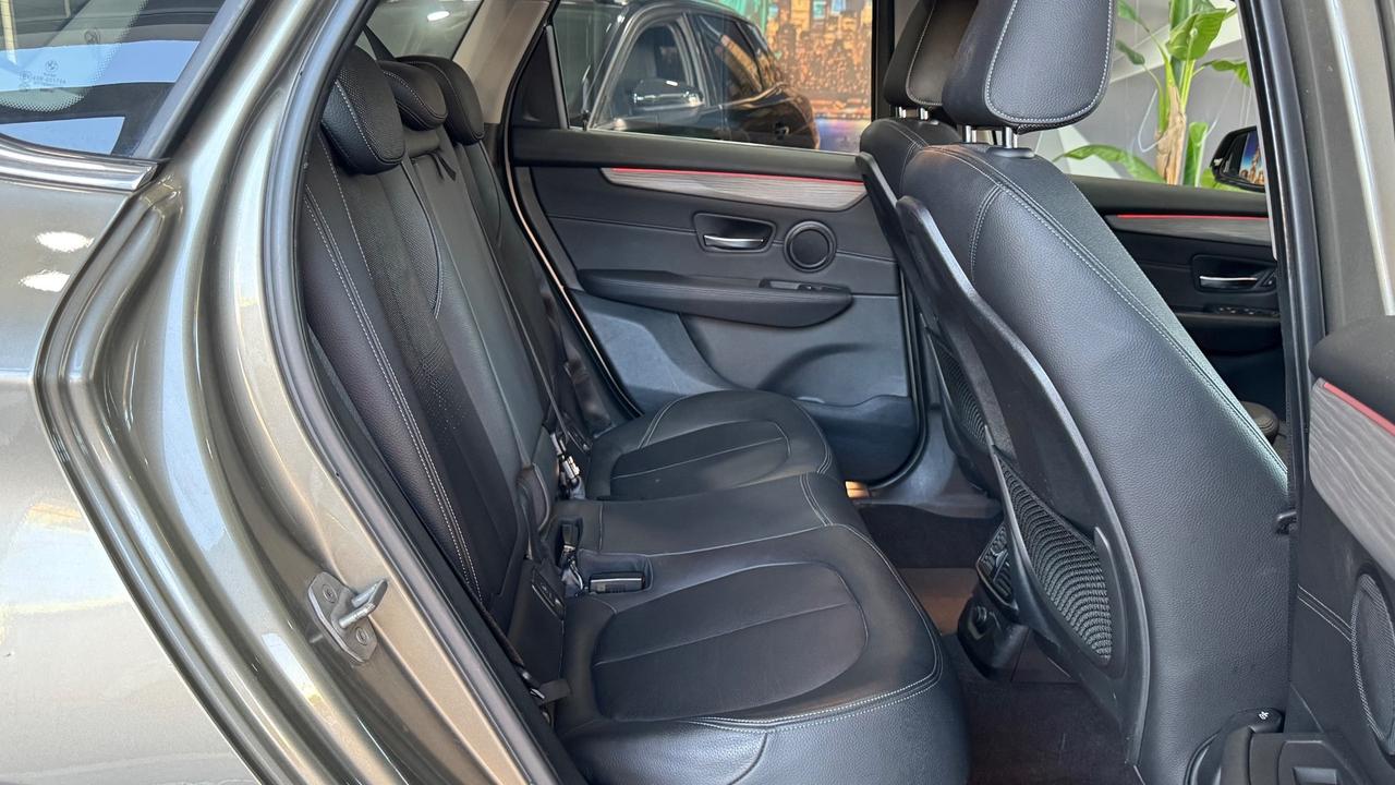 Bmw serie 2 216d Luxury-2015