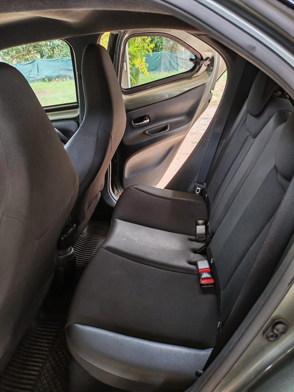 Toyota Aygo X 1.0 VVT-i 72 CV 5 porte Lounge Air