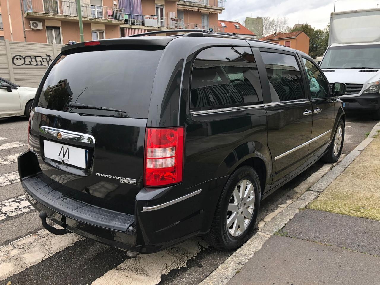 Chrysler Grand Voyager 2.8 crd Limited 7p - AUT/NAVI/CAMERA/GANCIO TRAINO