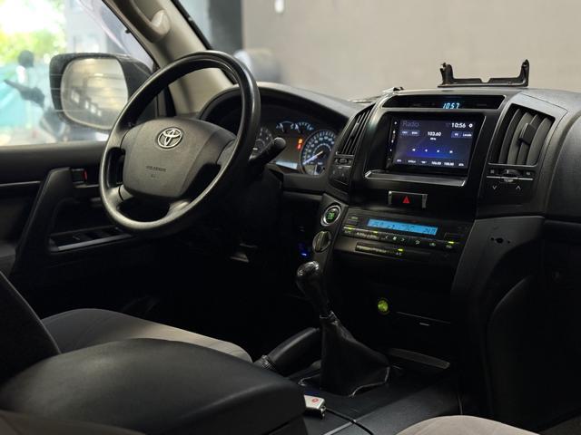 TOYOTA Land Cruiser TROPICALE GX V8 manual