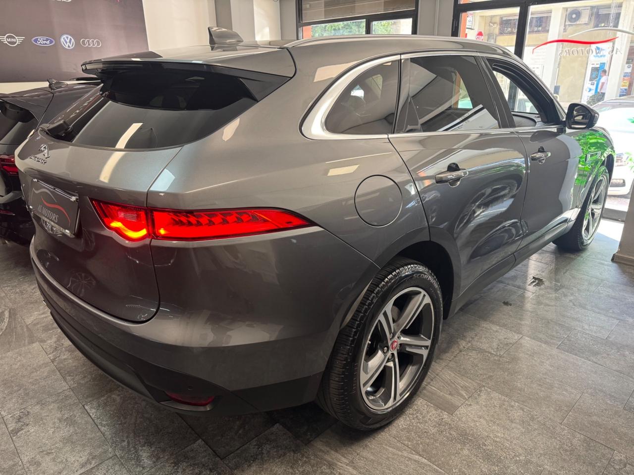 Jaguar F-Pace 2.0 D 180 CV AWD R-Sport Tetto