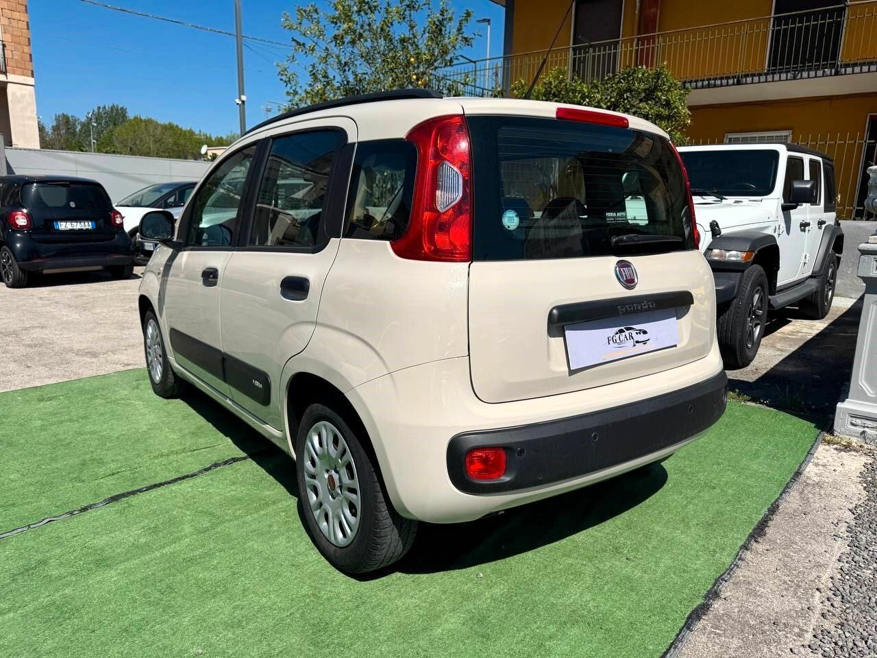 Fiat Panda 1.2 Lounge 04/2012 35000 KM