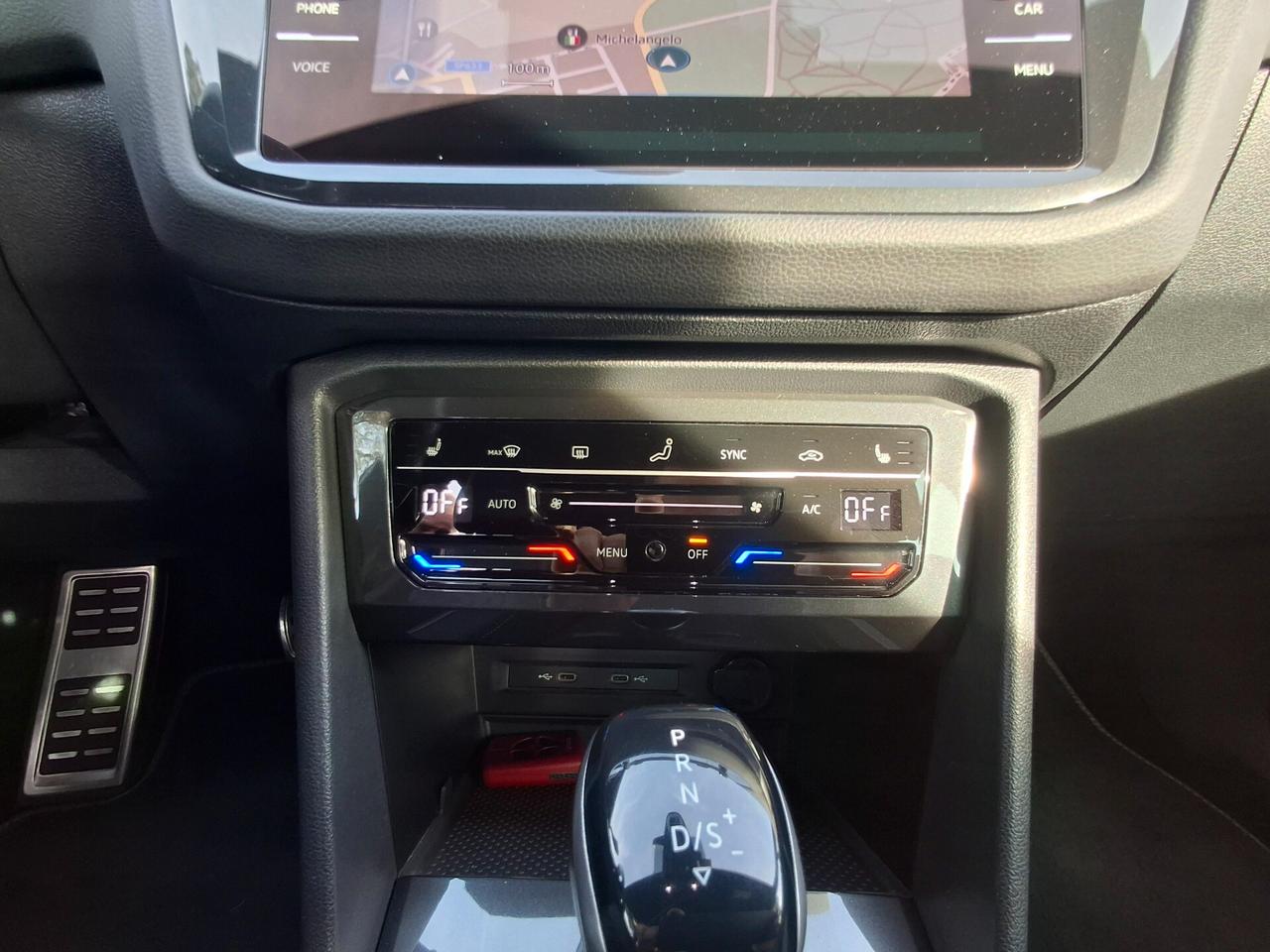 Volkswagen Tiguan 2.0 TDI 150 CV DSG R-Line -unico proprietario