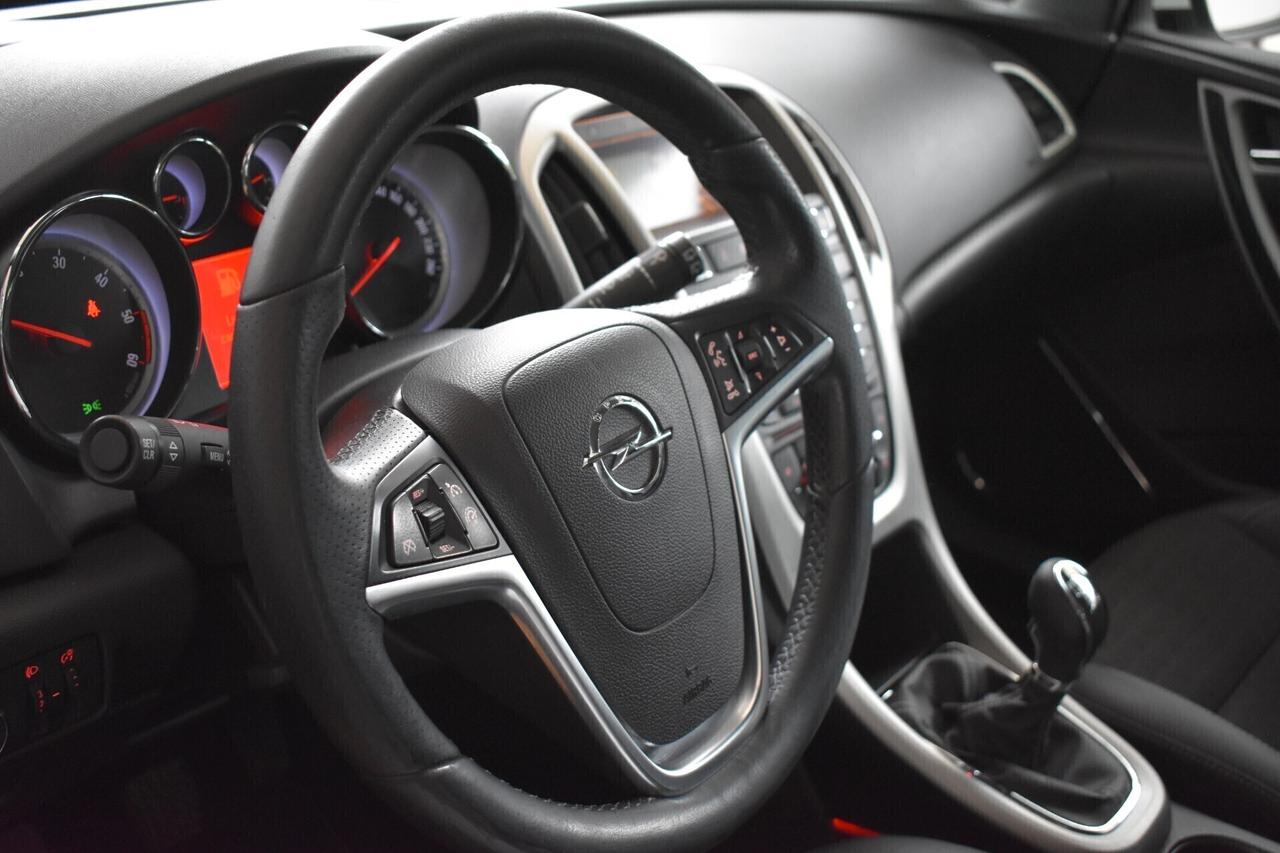 Opel Astra GTC 2.0 Cdti Cosmo S