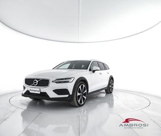 VOLVO V60 Cross Country D4 AWD Geartronic Business Plus