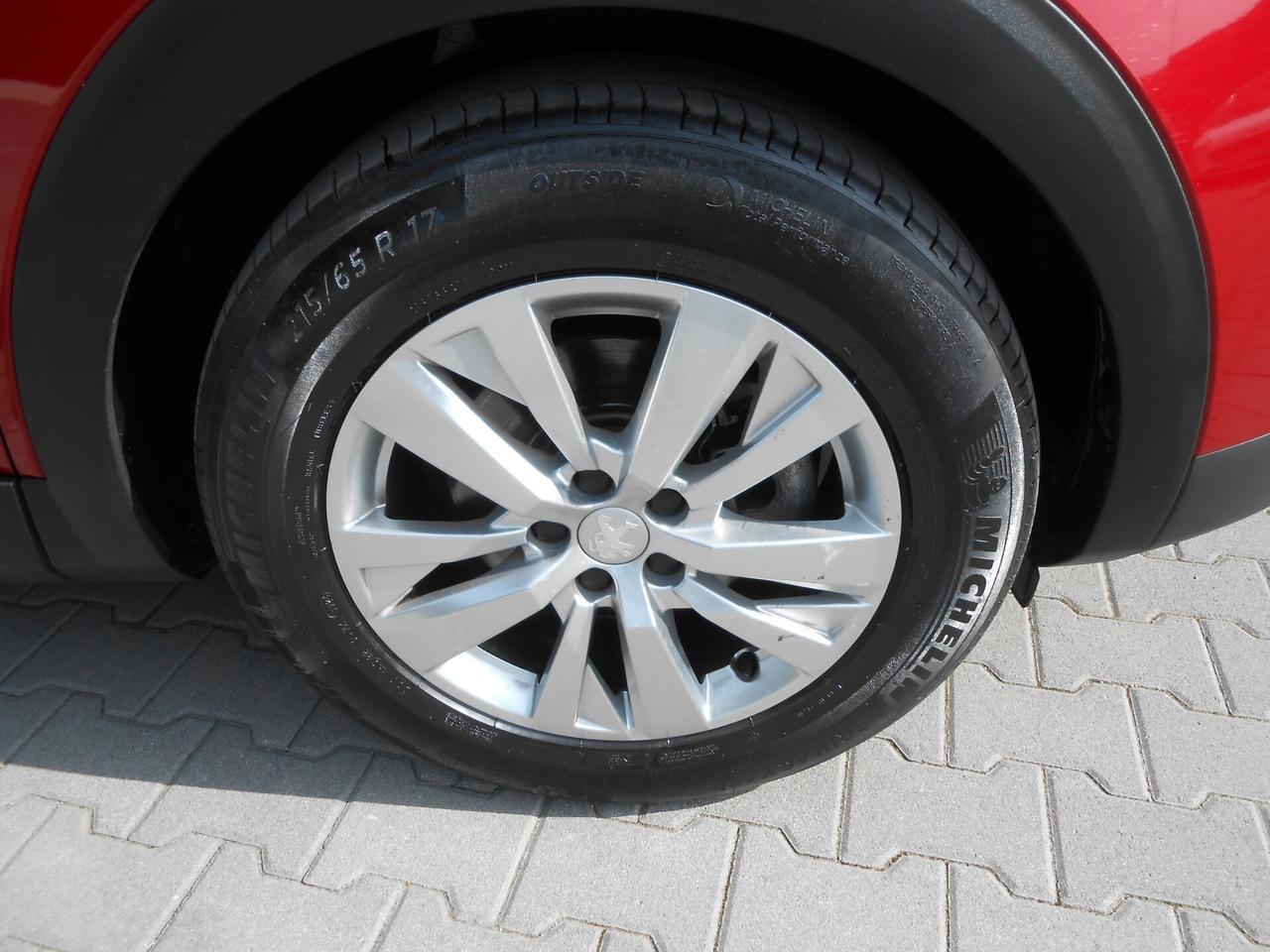 Peugeot 3008 1.5 Diesel BlueHDi 130 S&S Business