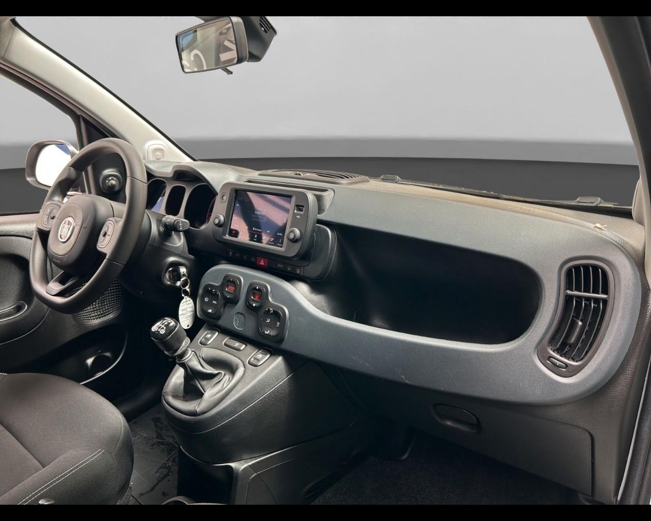FIAT Panda III 2021 Cross - Panda 1.0 firefly hybrid Cross s&s 70cv 5p.ti