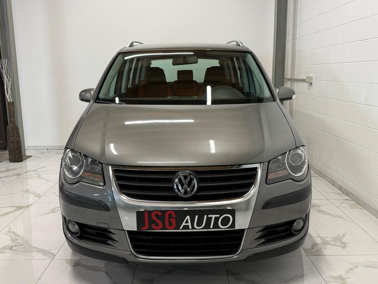 Volkswagen Touran 1.9 TDI 105CV DPF Highline 7 POSTI