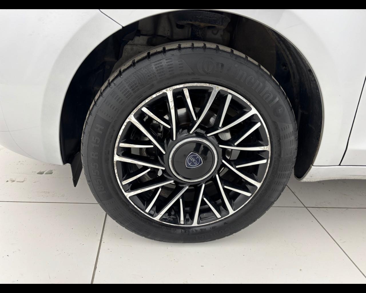 LANCIA Ypsilon 1.2 Gold ecochic Gpl 69cv