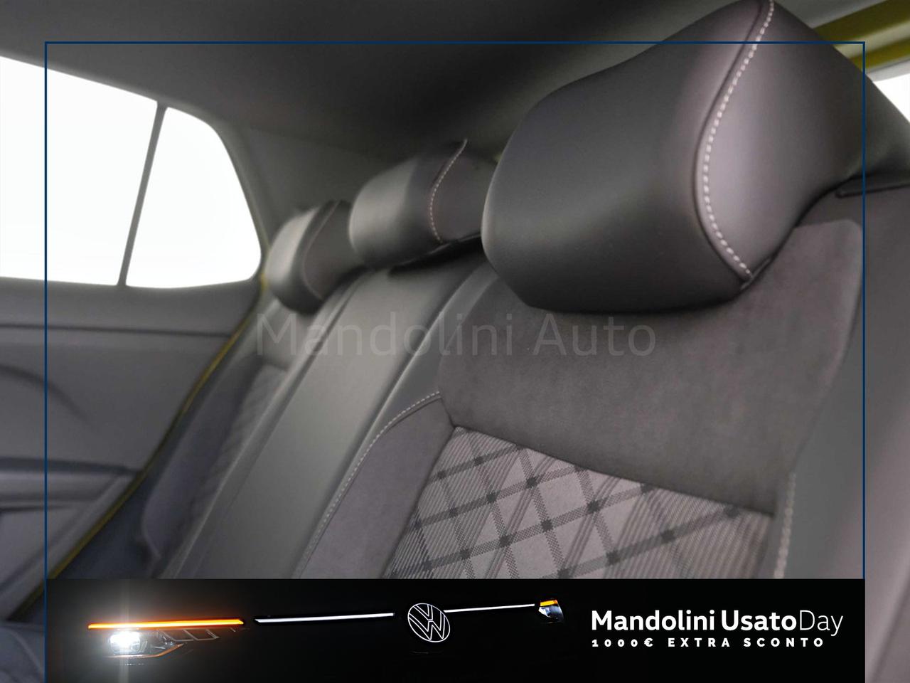 Volkswagen T-Cross 1.0 tsi 115cv r-line