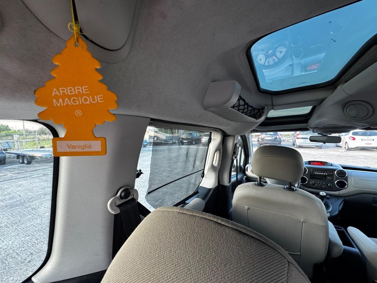 Peugeot Partner Tepee 1.6 HDi 112CV Outdoor