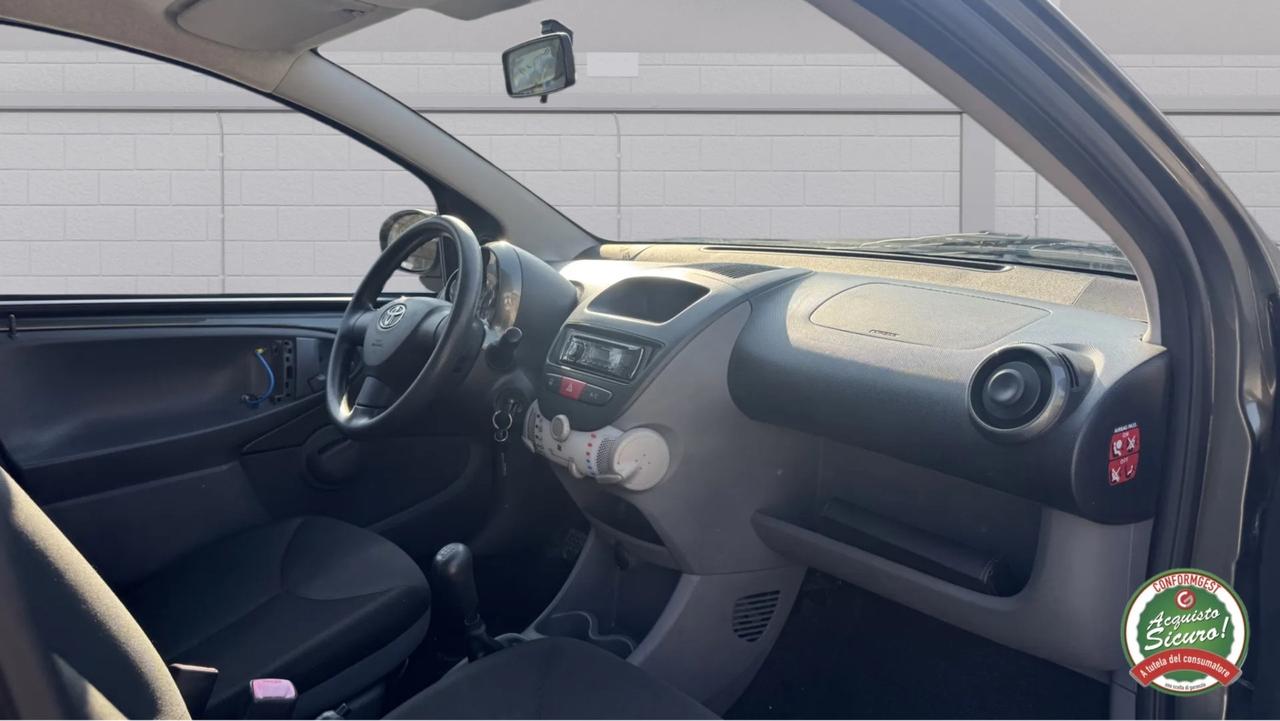 Toyota Aygo 5p 1.0 Sol **Garanzia Guasti 12 Mesi**