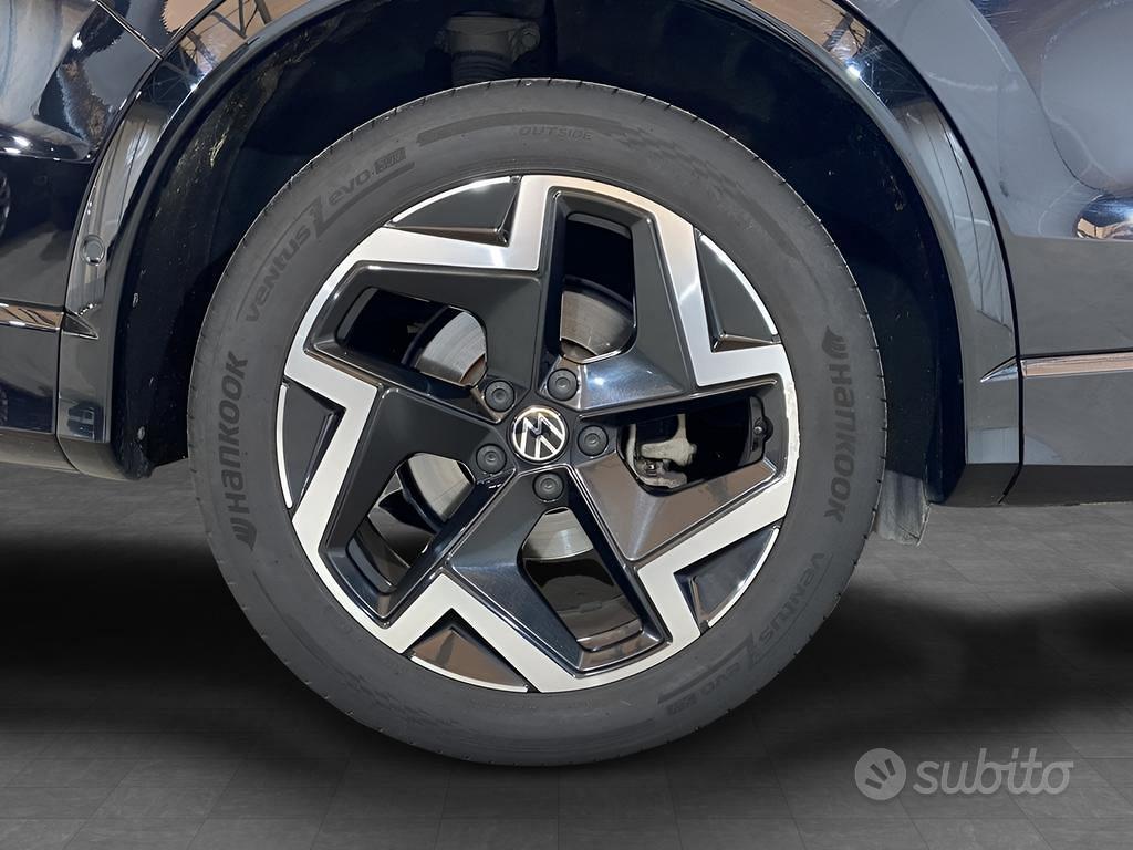 Volkswagen Tiguan 2.0 tdi R-Line 150cv dsg