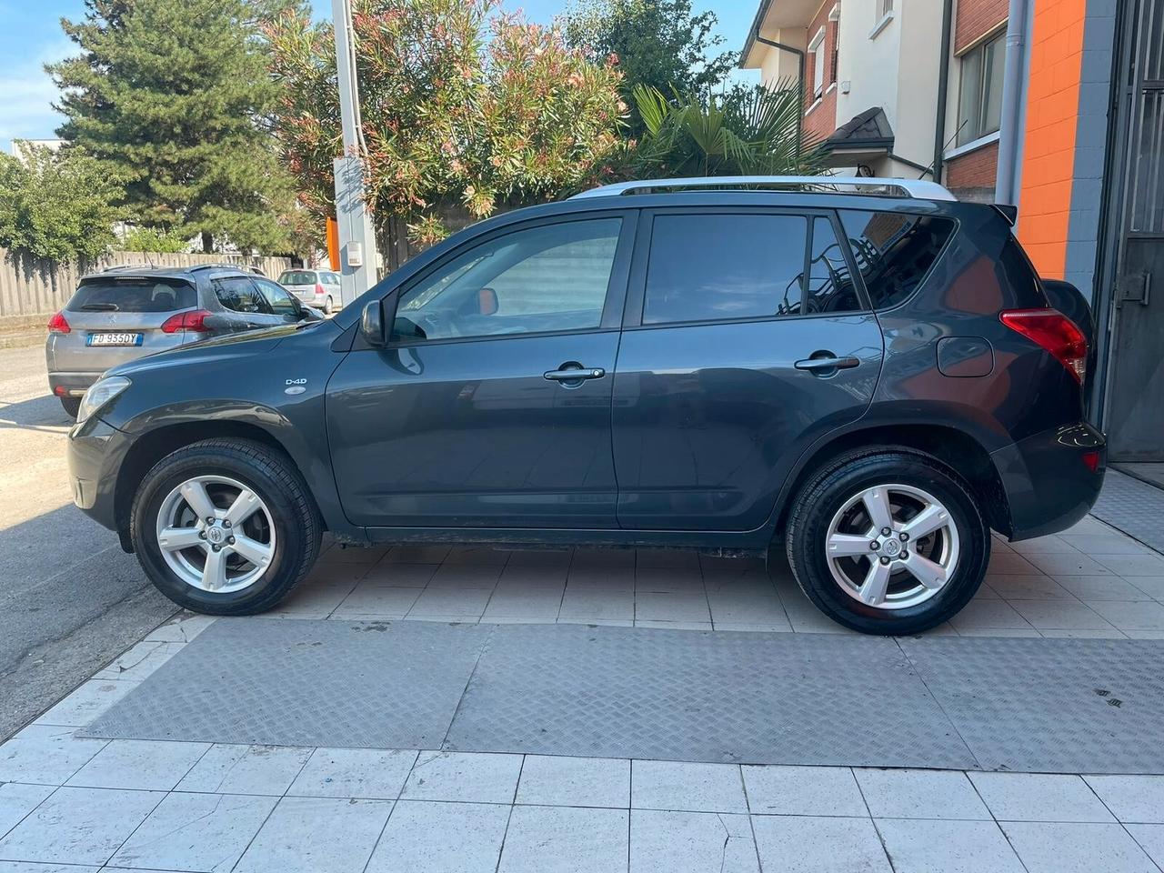 Toyota RAV 4 RAV4 2.2 D-4D 136 CV Luxury