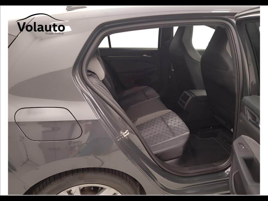 VOLKSWAGEN Golf VIII 2020 - Golf 1.5 tsi evo R-Line 150cv
