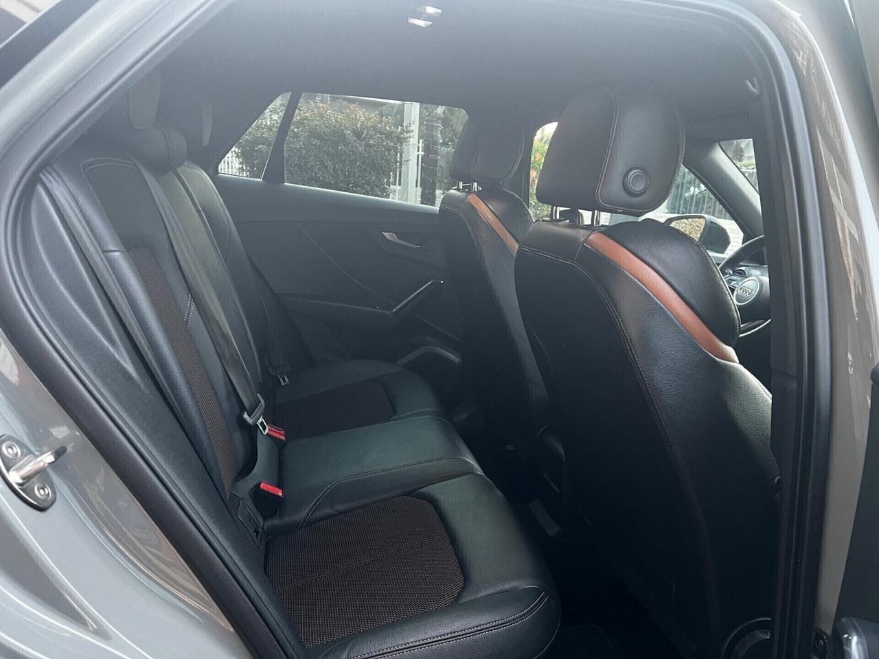 Audi Q2 1.6 TDI-S Line-Modello Edition