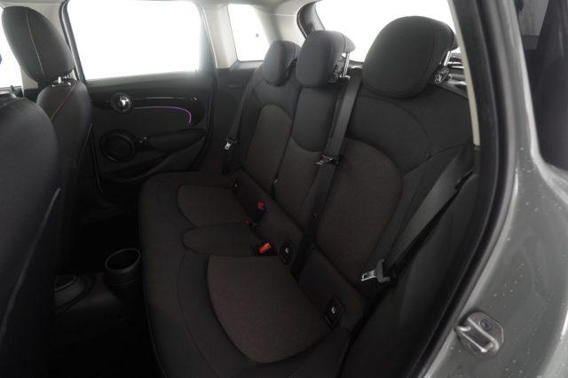 MINI Mini 5 Porte 1.5 Cooper Essential 5 porte