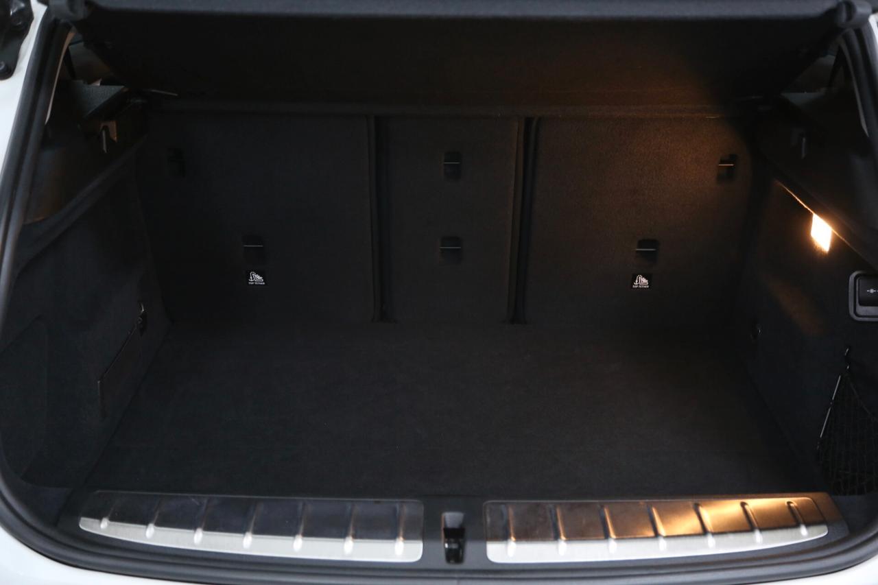 BMW X2 sDrive18d Business-X auto