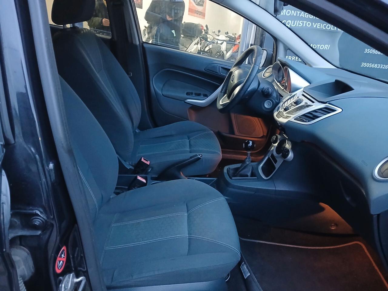 Ford Fiesta 1.2 5 porte Titanium